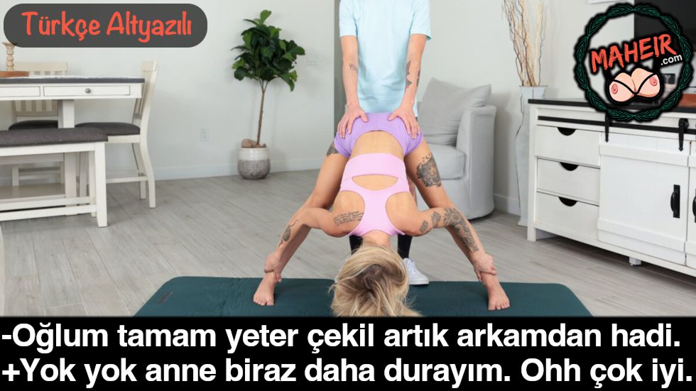 Kısacık Şortla Spor Yapan Annemi Görünce Kalktı Dayadım